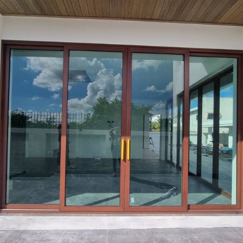 ติดตั้งกระจกอลูมิเนียมสแตนเลส ยโสธร